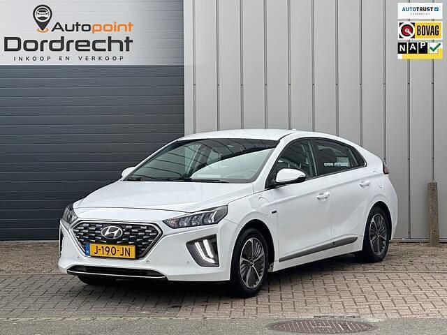 Wit Gebruikt 2020 Hyundai Ioniq Sedan | € 17.495 (Eerlijke prijs) - Afbeelding 1/4