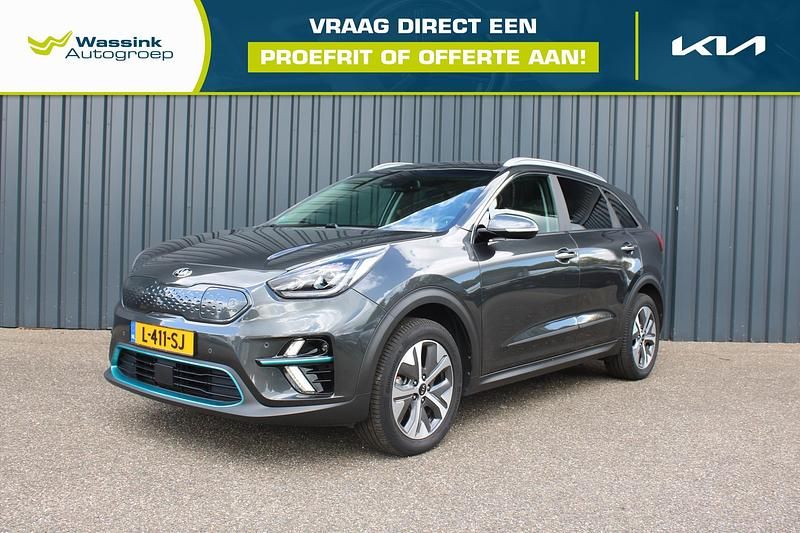 Grijs Gebruikt 2021 Kia e-Niro SUV | € 23.585 - Afbeelding 1/4