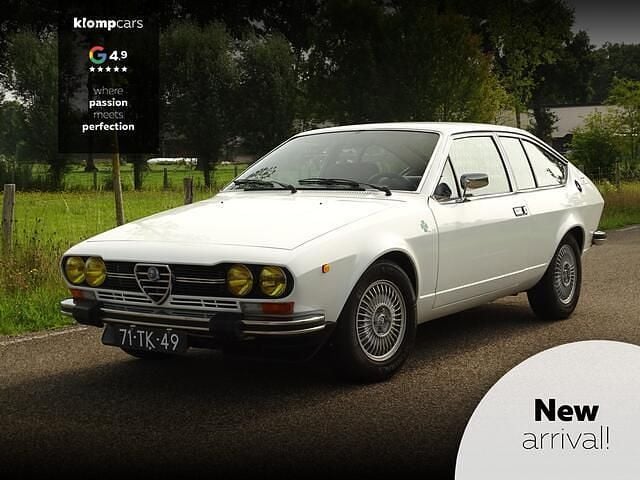 Wit Gebruikt 1977 Alfa Romeo Alfetta Veloce Sedan | € 18.950 - Afbeelding 1/4