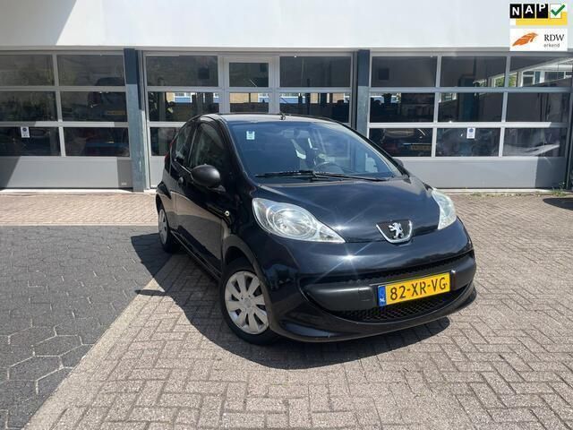Zwart Gebruikt 2007 Peugeot 107 Hatchback | € 1.950 (Eerlijke prijs) - Afbeelding 1/4