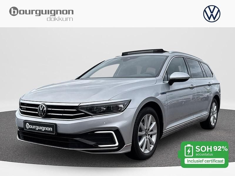 Zilver Gebruikt 2021 VW Passat GTE Stationwagen | € 18.999 (Goede deal) - Afbeelding 1/3