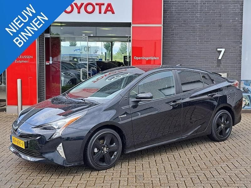 Zwart Gebruikt 2016 Toyota Prius Edition Hatchback | € 17.900 (Eerlijke prijs) - Afbeelding 1/4