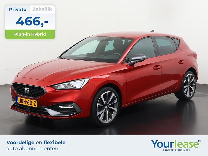 Rood (metallic) Gebruikt 2021 Seat Leon FR Hatchback | € 22.394 (Goede deal) - Afbeelding 1/4