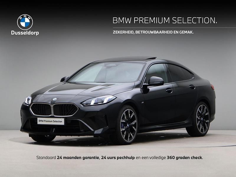 Zwart, metallic lak Occasion 2025 BMW 220 M Sport Coupé | € 39.950 (Super prijs) - Afbeelding 1/4