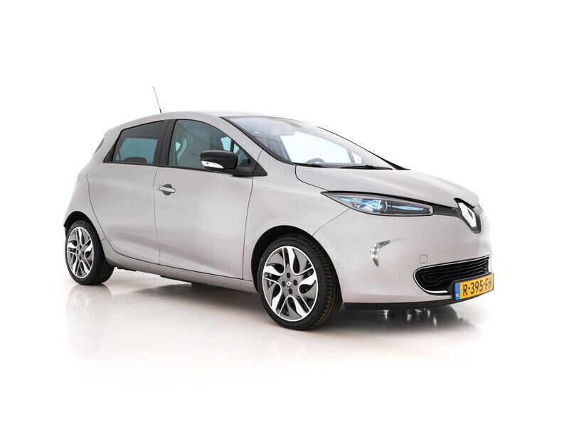 Grijs metallic Gebruikt 2014 Renault Zoe Komfort Hatchback | € 5.645 (Eerlijke prijs) - Afbeelding 1/4