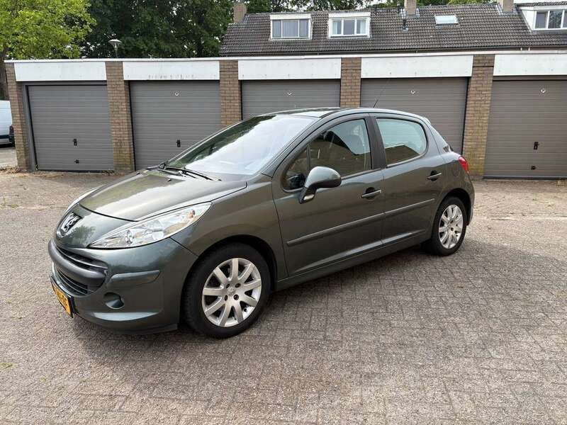 Groen Gebruikt 2006 Peugeot 207 Hatchback | € 1.000 (Eerlijke prijs) - Afbeelding 1/4