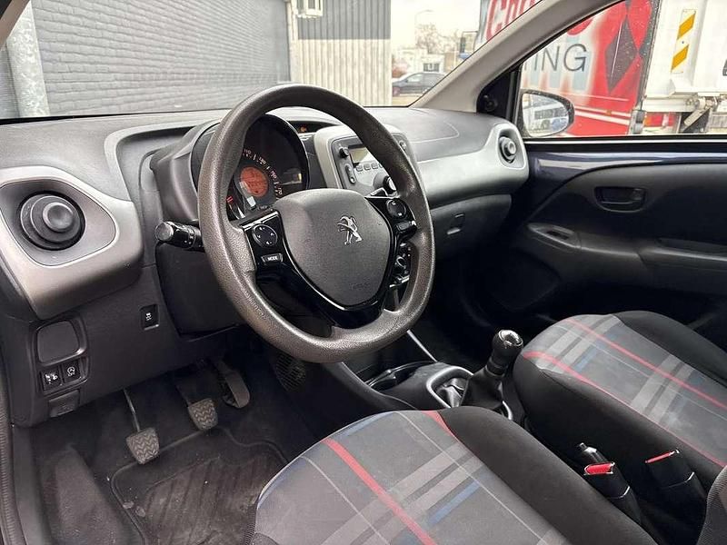 Occasion Peugeot 108 Active 68 PK (50 kW) 2015 Blauw Hatchback