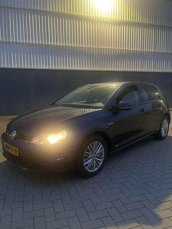 Occasion 2013 VW Golf Cup Sedan | € 9.500 (Eerlijke prijs) - Afbeelding 1/4