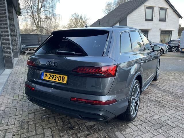 Occasion Audi Q7 Proline 381 PK (280 kW) 2021 Grijs, metallic lak SUV