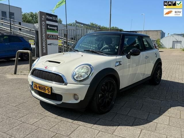 Wit Gebruikt 2007 Mini Cooper S Hatchback | € 2.749 (Super prijs) - Afbeelding 1/4
