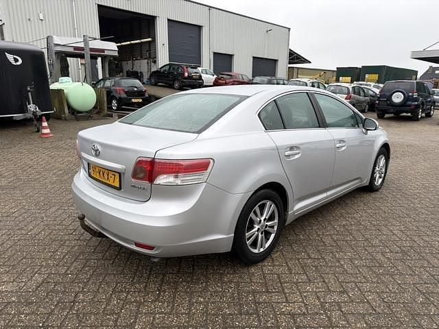 Occasion Toyota Avensis 147 PK (108 kW) 2010 Grijs Sedan