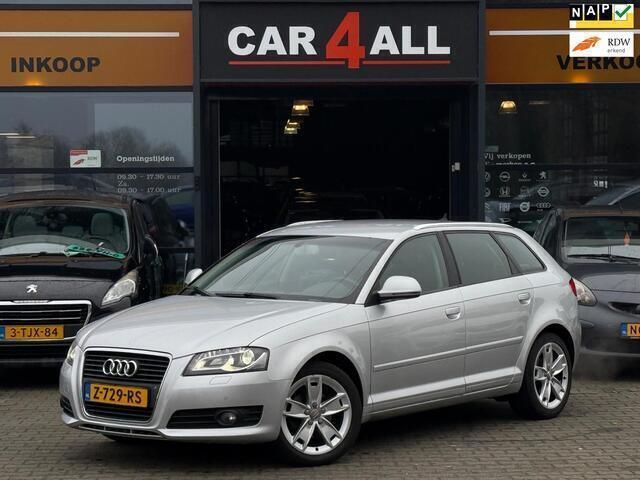 Grijs Gebruikt 2009 Audi A3 Sportback Attraction Hatchback | € 5.450 (Eerlijke prijs) - Afbeelding 1/4