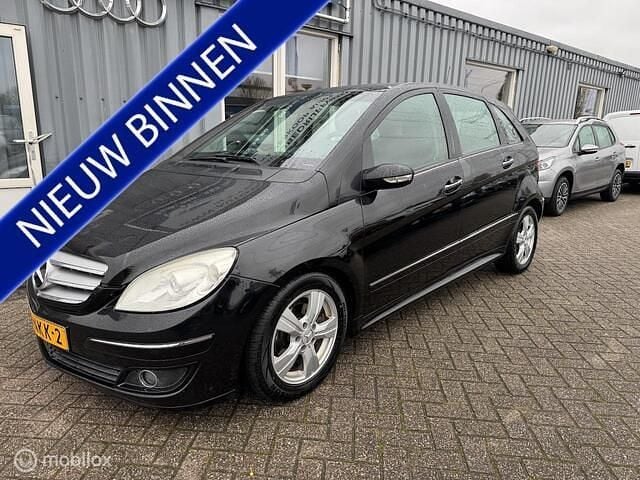 Zwart Gebruikt 2005 Mercedes B200 MPV | € 2.999 (Goede deal) - Afbeelding 1/4