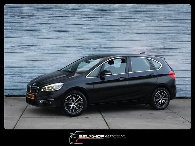 Occasion BMW 218 Executive 136 PK (100 kW) 2017 Zwart (metallic) Stationwagen