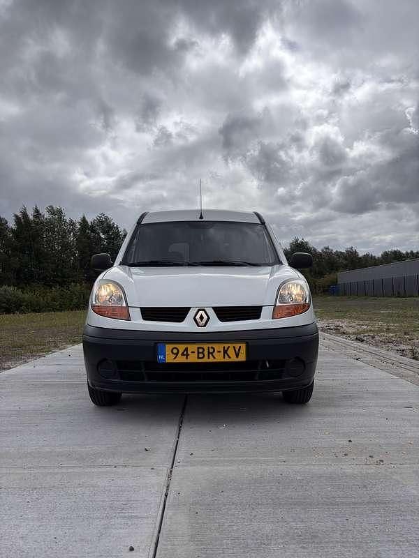 Gebruikt 2004 Renault Kangoo Van | € 1.200 (Eerlijke prijs) - Afbeelding 1/4