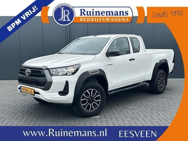 Wit Nieuw 2024 Toyota HiLux Pickup | € 41.950 (Iets duurder) - Afbeelding 1/4