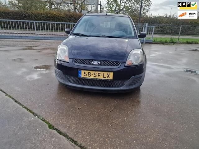 Blauw Gebruikt 2005 Ford Fiesta Hatchback | € 999 (Goede deal) - Afbeelding 1/4