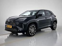 Zwart Gebruikt 2024 Toyota Yaris Limited SUV | € 31.445 (Eerlijke prijs) - Afbeelding 1/3