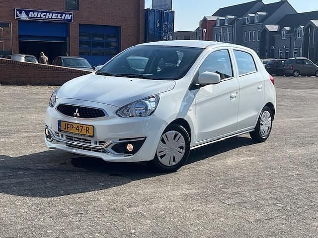 Wit Gebruikt 2019 Mitsubishi Space Star Hatchback | € 8.195 (Eerlijke prijs) - Afbeelding 1/4