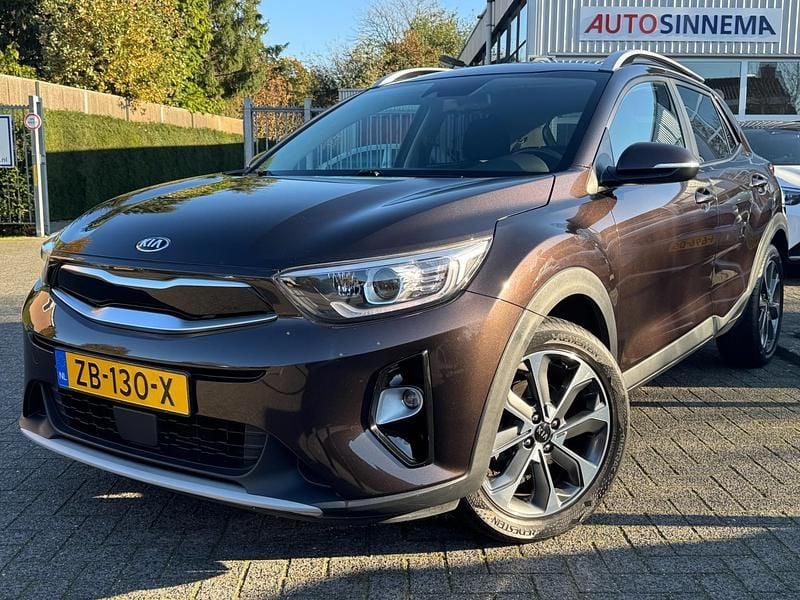 Bruin Gebruikt 2019 Kia Stonic SUV | € 14.890 (Eerlijke prijs) - Afbeelding 1/4