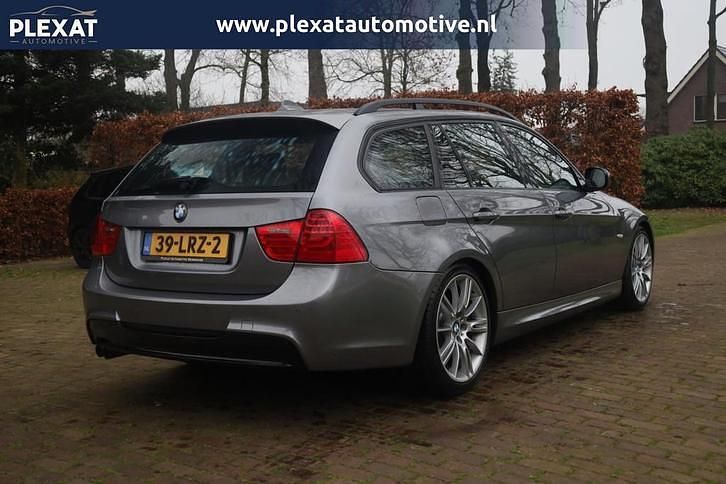 Occasion BMW 325 M Sport 218 PK (160 kW) 2010 Grijs (metallic) Stationwagen