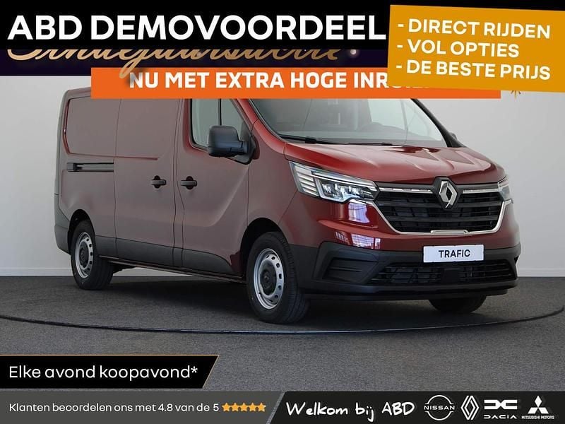 Rouge carmin Gebruikt 2024 Renault Trafic Van | € 22.945 (Super prijs) - Afbeelding 1/3