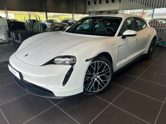 Wit Gebruikt 2023 Porsche Taycan Sport Turismo Sedan | € 68.549 - Afbeelding 1/4