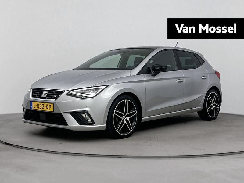 Grijs Gebruikt 2021 Seat Ibiza Business Hatchback | € 17.900 (Iets duurder) - Afbeelding 1/4