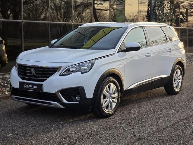 Wit Occasion 2019 Peugeot 5008 Allure SUV | € 15.495 (Goede deal) - Afbeelding 1/4