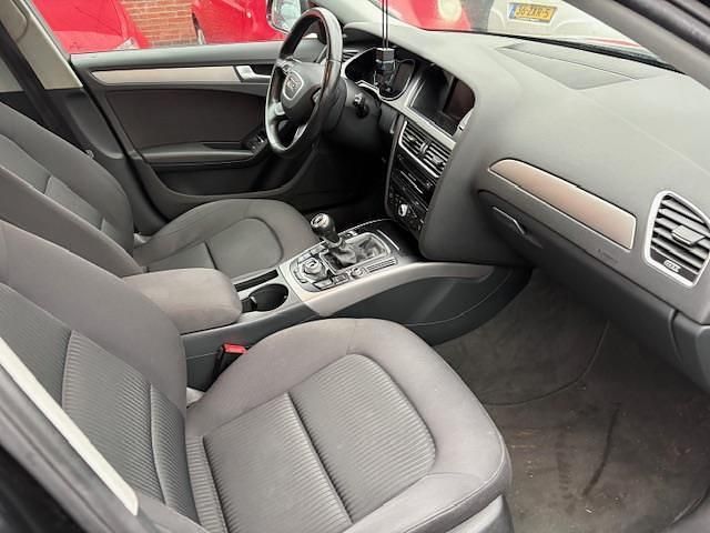 Occasion Audi A4 Business 170 PK (125 kW) 2013 Zwart Sedan