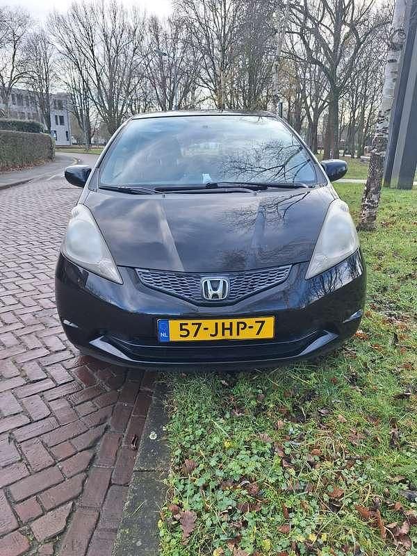Zwart Occasion 2009 Honda Jazz Trend Hatchback | € 2.500 (Goede deal) - Afbeelding 1/4