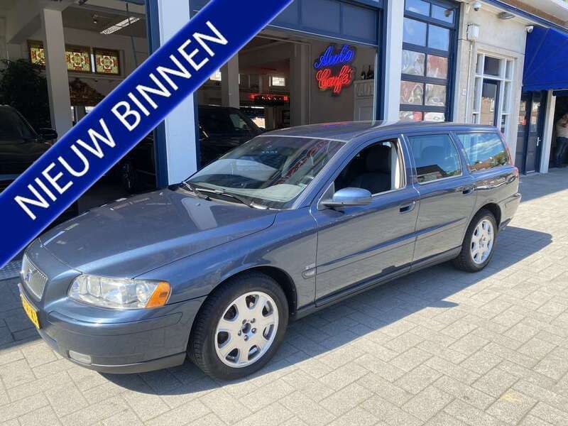 Blauw Gebruikt 2006 Volvo V70 Stationwagen | € 1.899 (Super prijs) - Afbeelding 1/4