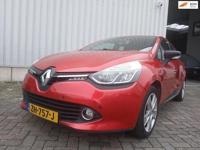 Rood Gebruikt 2013 Renault Clio IV Dynamique Hatchback | € 1.995 - Afbeelding 1/4