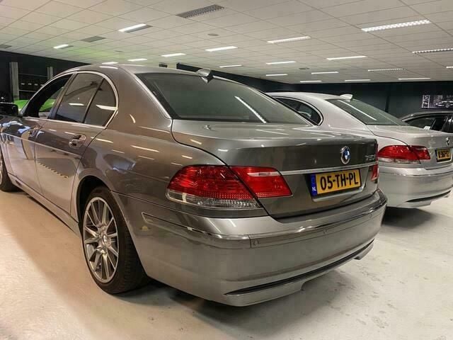 Occasion BMW 750 366 PK (269 kW) 2006 Grijs Sedan