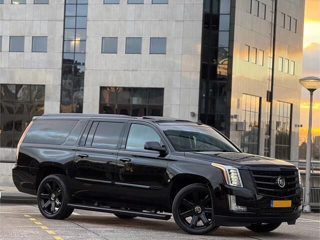 Zwart Gebruikt 2015 Cadillac Escalade SUV | € 79.950 - Afbeelding 1/4