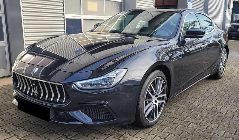Occasion Maserati Ghibli 350 PK (257 kW) 2022 Zwart (parellak) Sedan