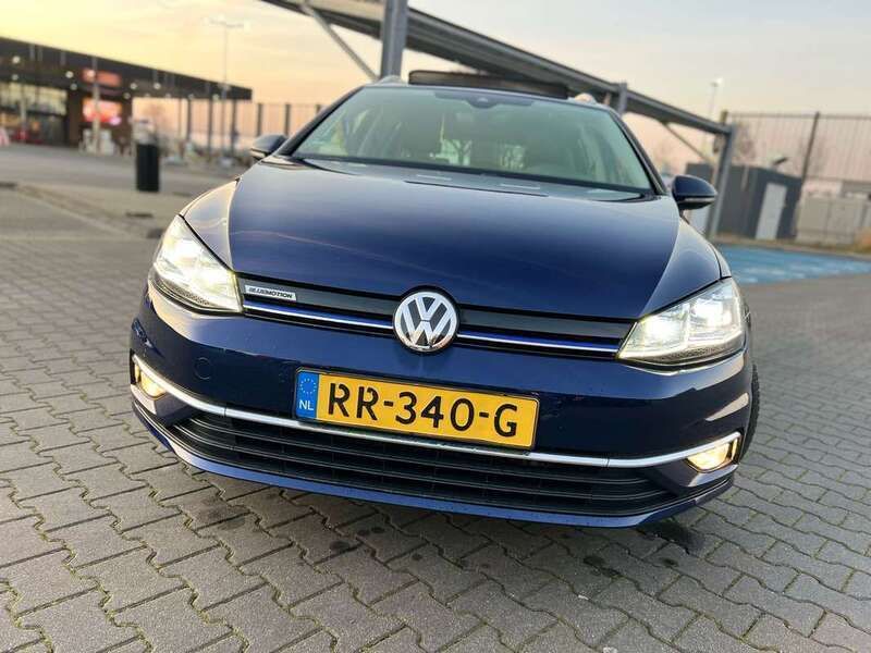 Blauw Gebruikt 2018 VW Golf VII Comfortline Stationwagen | € 12.600 (Eerlijke prijs) - Afbeelding 1/4