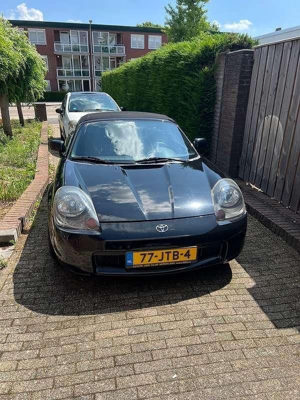 Zwart Gebruikt 2001 Toyota MR2 Edition Cabriolet | € 5.500 (Goede deal) - Afbeelding 1/4