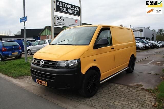 Geel Gebruikt 2014 VW T5 Van | € 4.950 (Super prijs) - Afbeelding 1/4