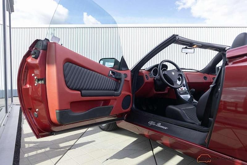 Occasion Alfa Romeo Spider 192 PK (141 kW) 1999 Rood Cabriolet