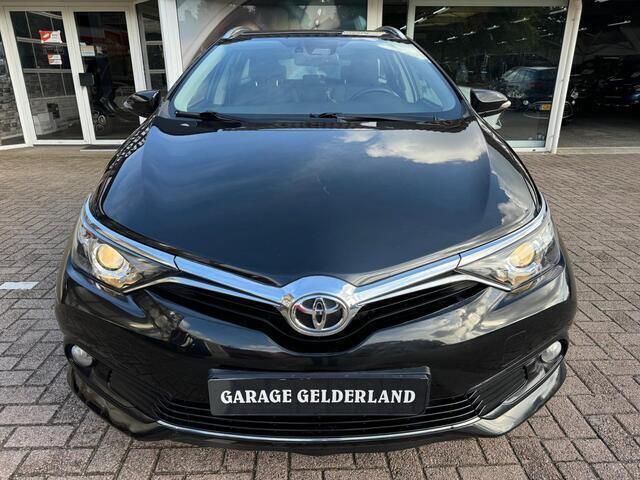 Occasion Toyota Auris 116 PK (85 kW) 2016 Zwart Stationwagen