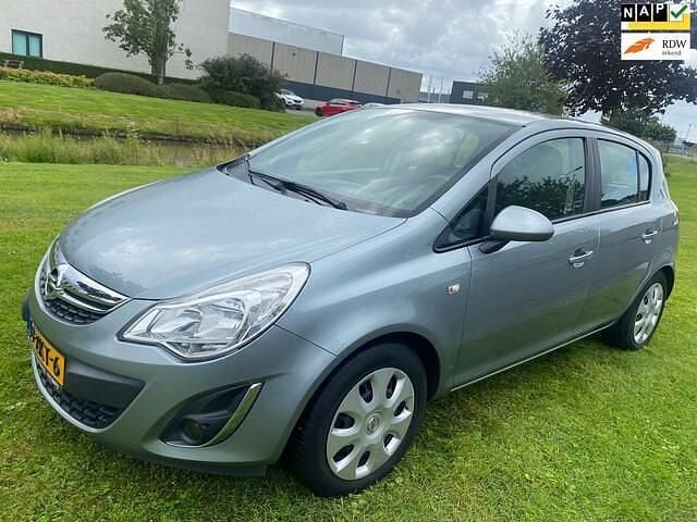 Grijs Occasion 2011 Opel Corsa Cosmo Hatchback | € 3.250 (Super prijs) - Afbeelding 1/4