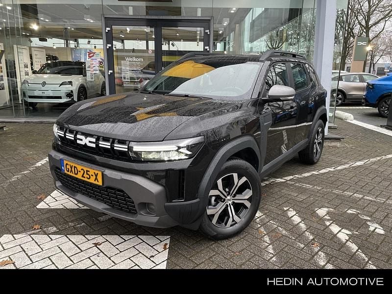 Zwart Gebruikt 2024 Dacia Duster Essentiel SUV | € 26.440 (Iets duurder) - Afbeelding 1/4