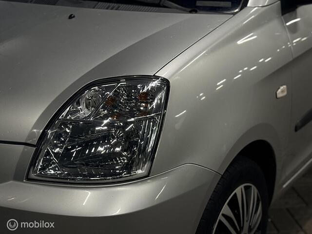 Occasion Kia Picanto 65 PK (47 kW) 2004 Grijs Hatchback