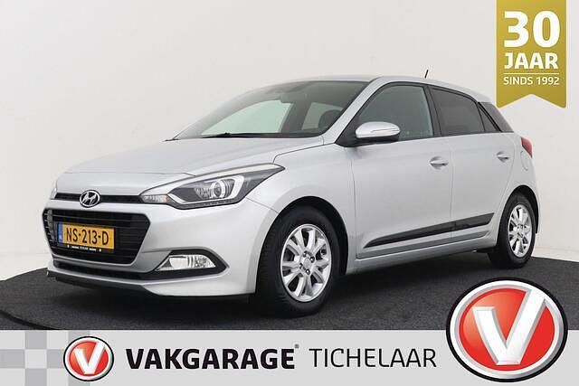 Grijs Gebruikt 2017 Hyundai i20 GO! Hatchback | € 9.999 (Eerlijke prijs) - Afbeelding 1/3