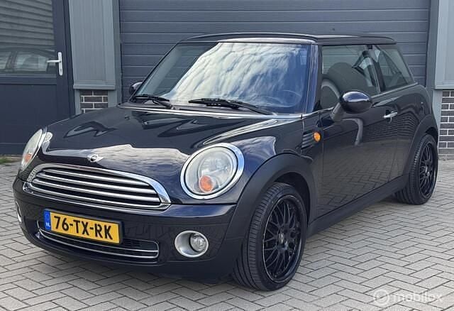 Zwart Gebruikt 2007 Mini Cooper Pepper Hatchback | € 1.650 (Super prijs) - Afbeelding 1/4