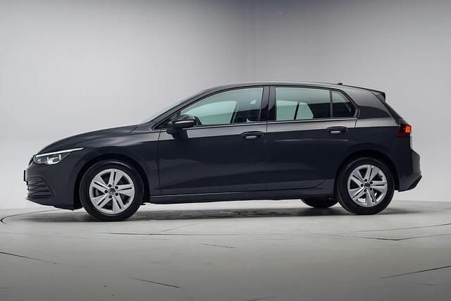 Occasion VW Golf VIII Business 131 PK (96 kW) 2020 Grijs Hatchback