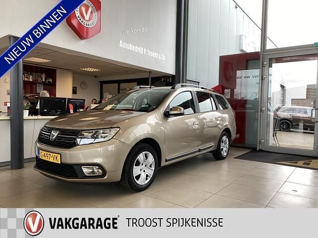Bruin Occasion 2019 Dacia Logan MCV Lauréate MPV | € 9.950 (Eerlijke prijs) - Afbeelding 1/4