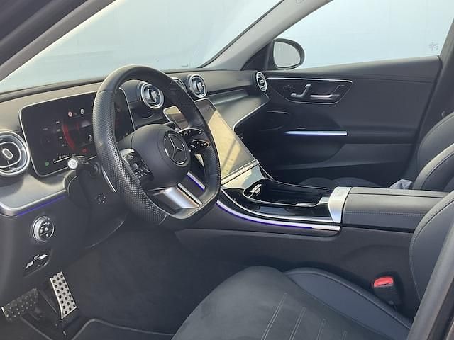 Occasion Mercedes C220 AMG line 2024 Grijs (metallic) Sedan