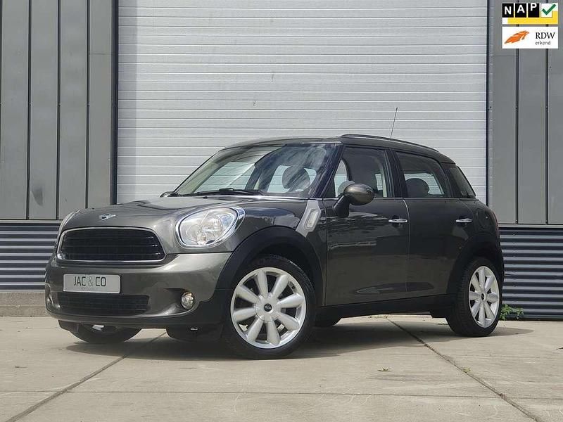 Grijs, metallic lak Gebruikt 2011 Mini One Countryman Chili SUV | € 10.750 (Eerlijke prijs) - Afbeelding 1/4